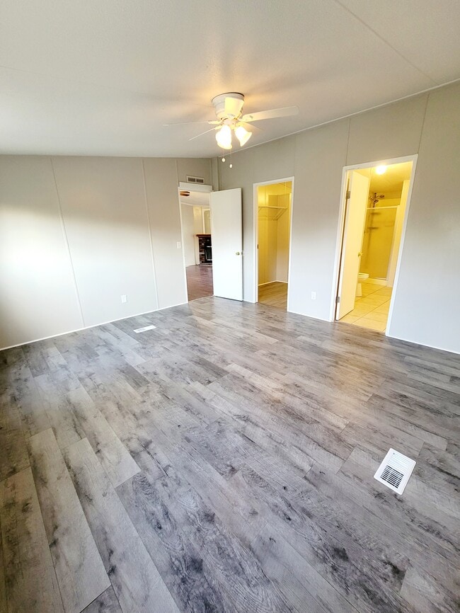 Building Photo - 15014 Todd Trail
