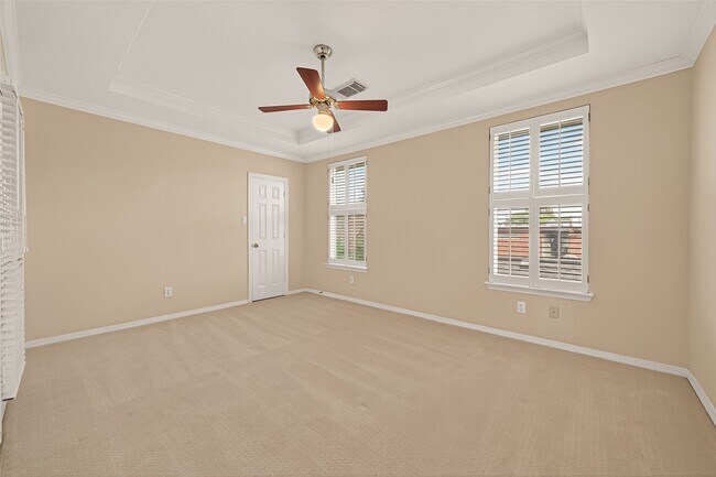 Building Photo - 431 Westmoreland St