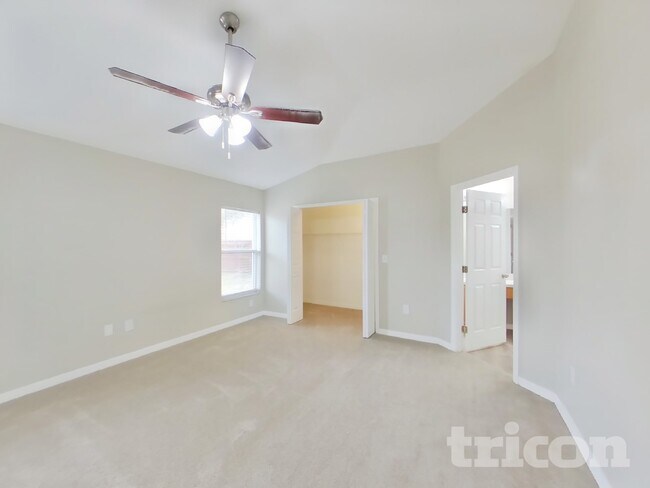 Building Photo - 4401 Reynolds Ridge Ct