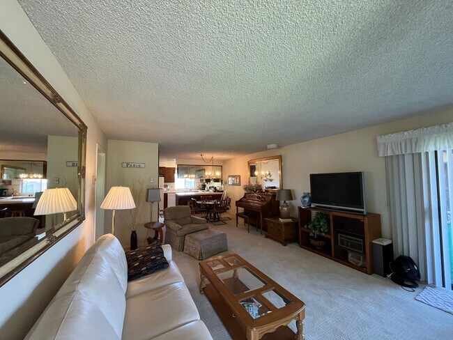 Building Photo - 2570 Spyglass Dr