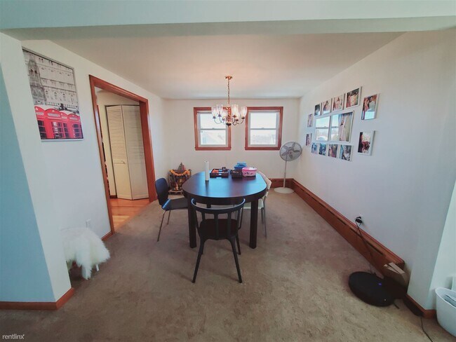 Building Photo - 2 br, 1 bath Condo - 27 Windy Knls # 2NDFL