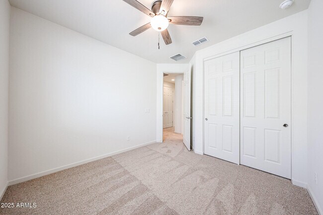 Building Photo - 25333 N 172nd Dr