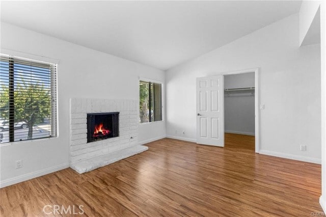 Building Photo - 5 Locust