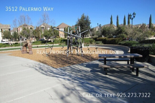 Building Photo - 3512 Palermo Way