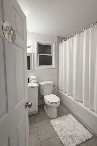 Building Photo - 603 Garfield Ave