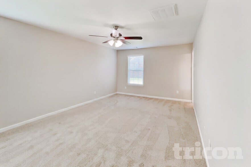 Building Photo - 2902 Cherry Point Ln