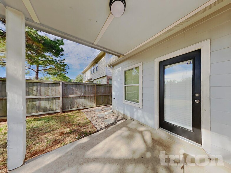 Building Photo - 7711 Sapulpa Ln
