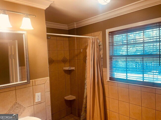 Building Photo - 5100 Redan Rd