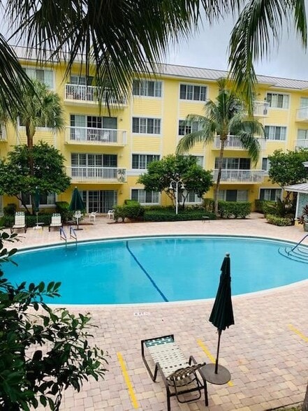 Building Photo - 1515 E Broward Blvd