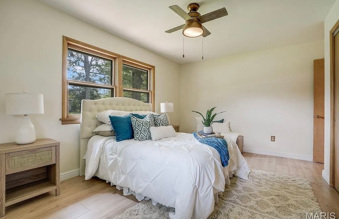 Bedroom 1 - 609 Grandview Dr