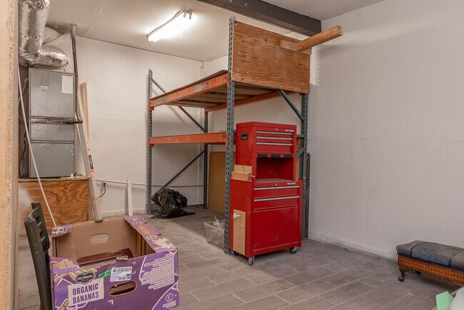 Building Photo - 209 S Florida Ave