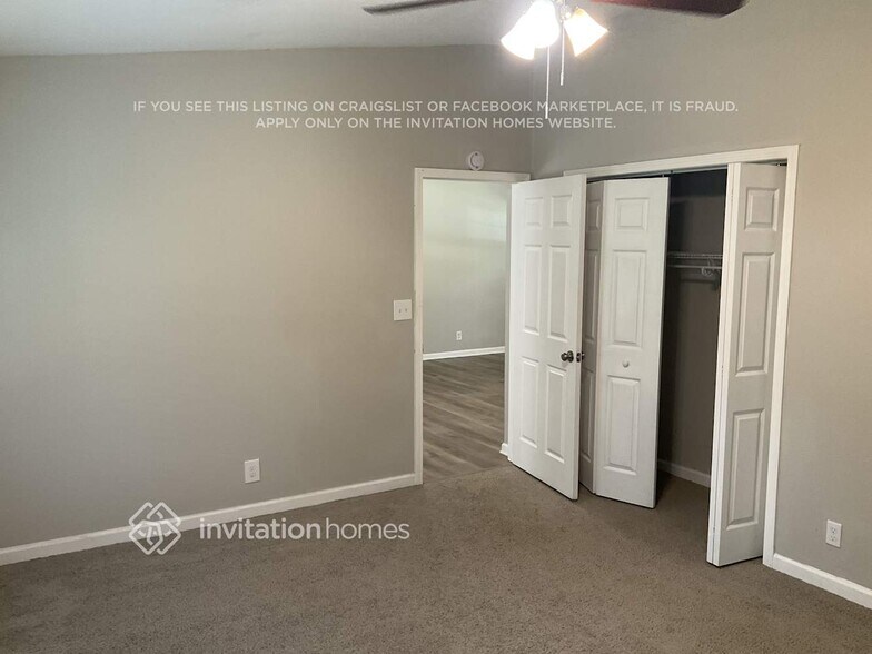 Building Photo - 738 Sheppard Rd