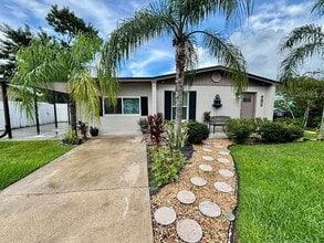 Building Photo - 7727 Perugia Ave