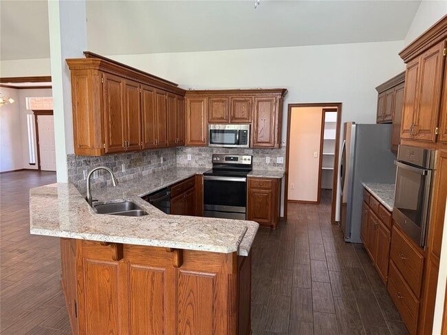 Building Photo - 4205 NW 146th Terrace