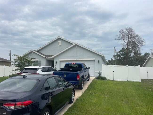 Building Photo - 465 Marion Oaks Ln