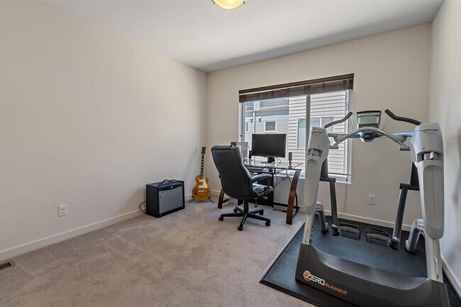 Bedroom 3 - 3462 Albion St