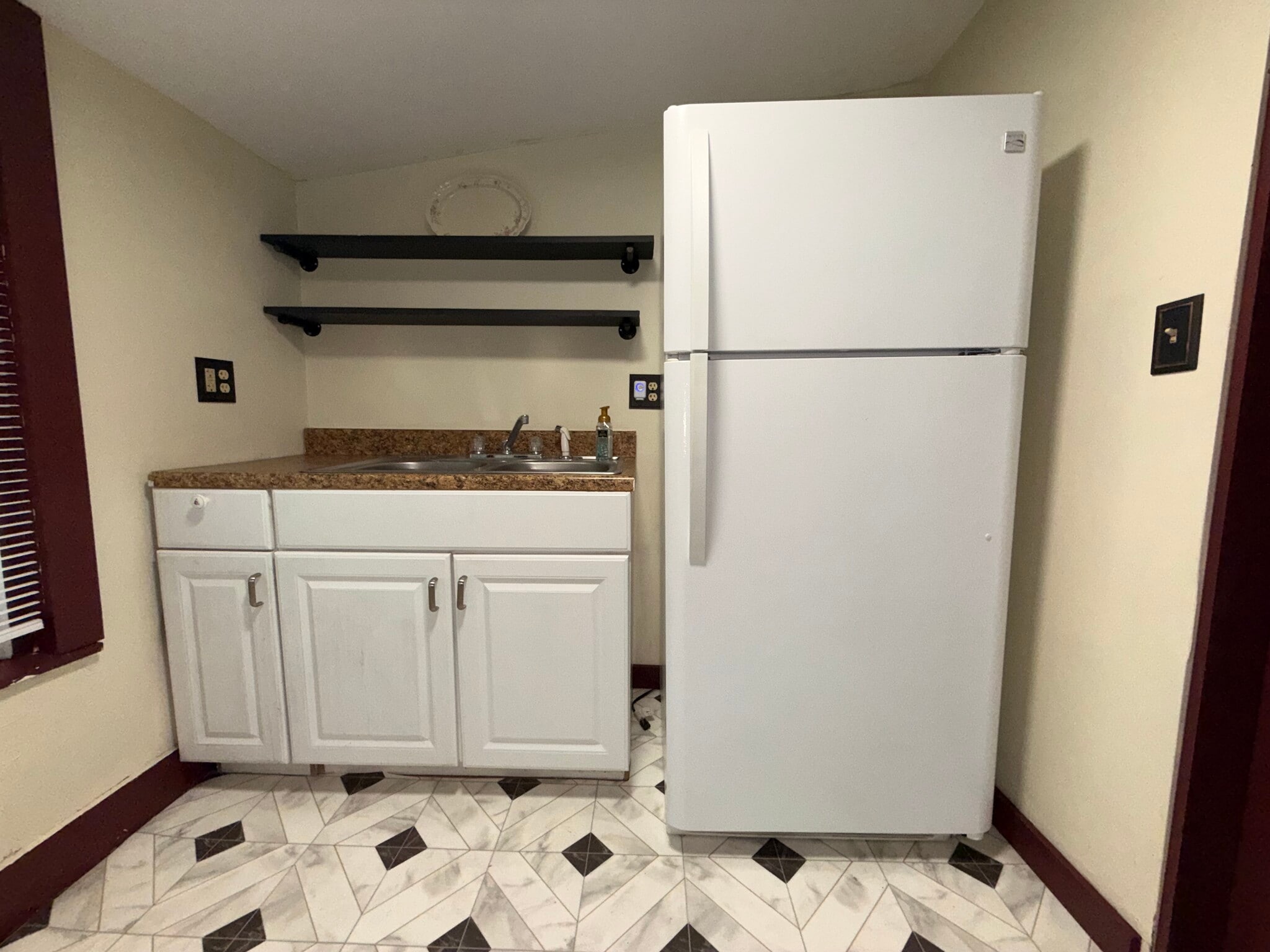 Building Photo - 51 Front St