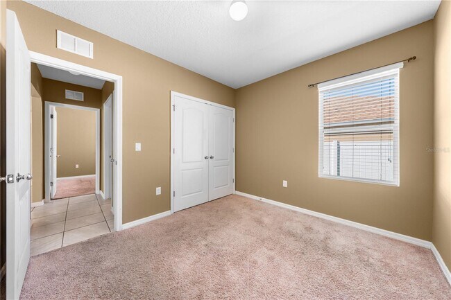 Building Photo - 1073 Brenton Manor Dr