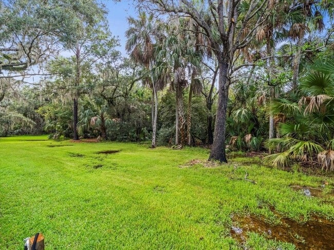 Building Photo - 11815 W Waterway Dr