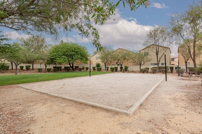Building Photo - Very clean SW home near Sunset/215 for only $1875
