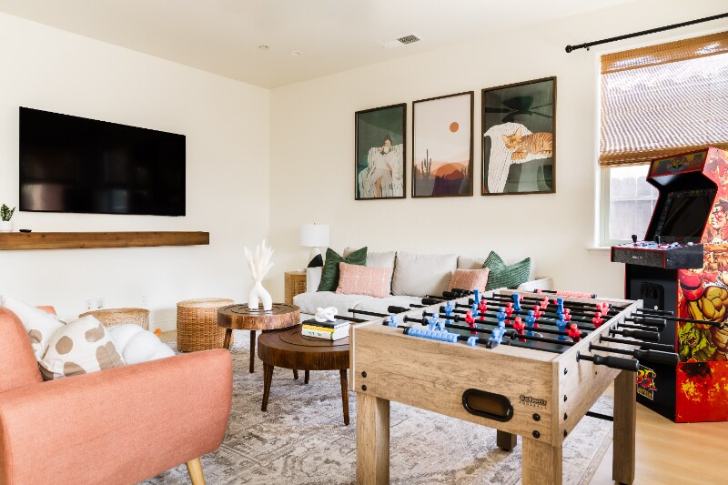 Building Photo - 1715 East Autumn Sage Avenue