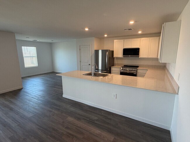 Building Photo - 202 Pleasant Pk Dr
