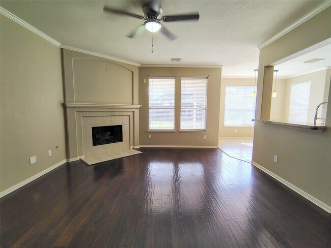 Building Photo - 6334 Richland Hills Dr