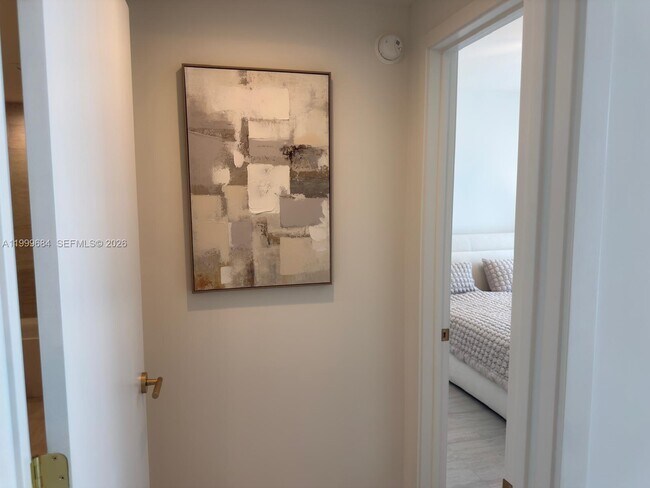 Building Photo - 77 SE 5th St