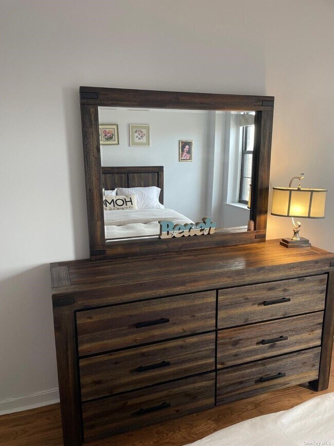 Building Photo - 310 Riverside Blvd