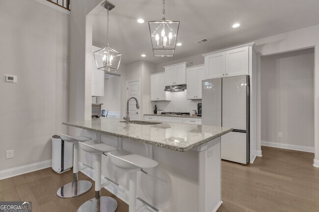 Building Photo - 21 Long Branch Trail