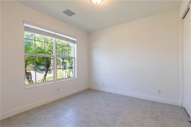 Building Photo - 2589 Bella Vista Cir