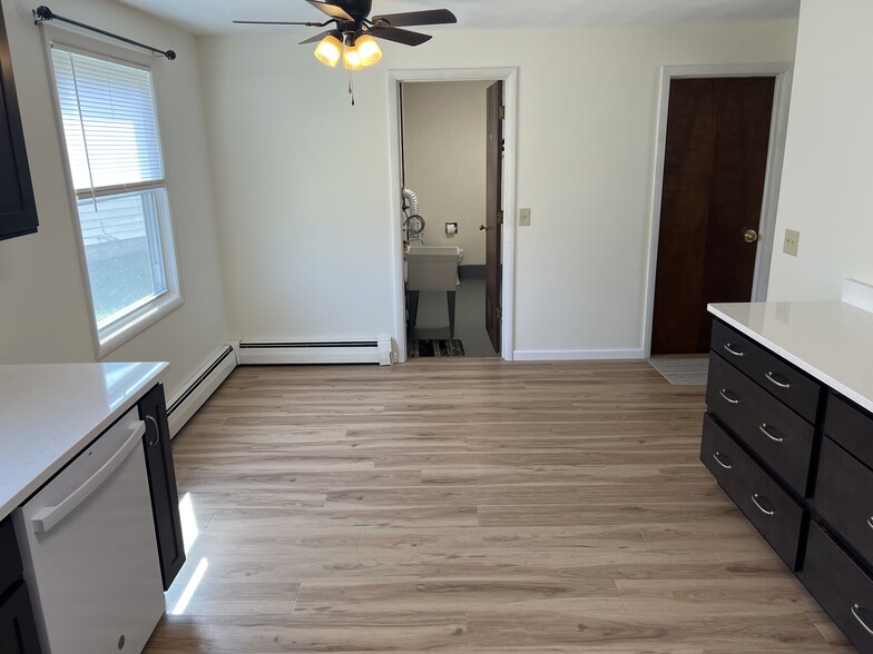Kitchen View Into Laundry Room - 42946 Emerald Dr