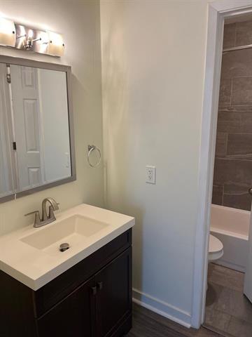 Building Photo - 2902 Douglas Ave