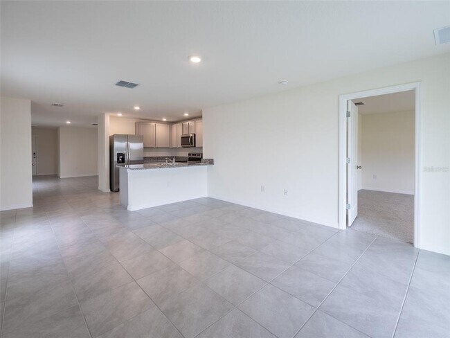 Building Photo - 3820 Mannered Gold Ave