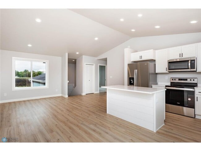 Building Photo - 6718 68th St S