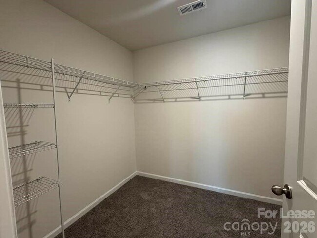 Building Photo - 7898 Old Brk Rd