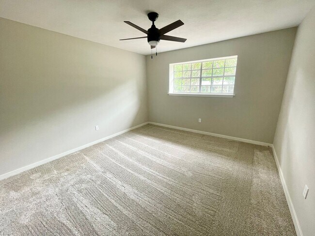 Building Photo - 3/2 for rent in Crossgates of Brandon 042!