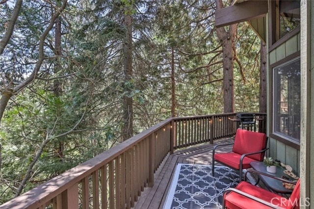 Building Photo - 607 E Victoria Ct