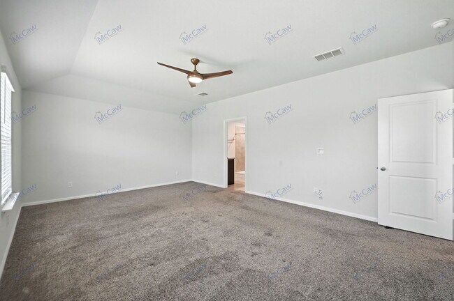 Building Photo - 3317 Winoak Dr