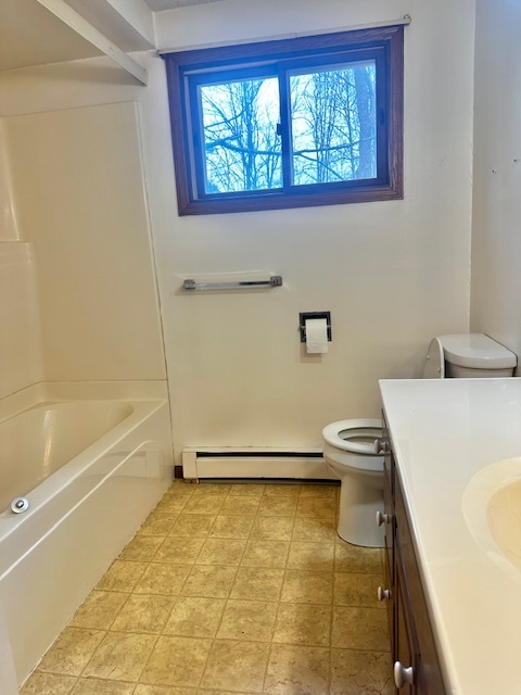 Main floor bathroom - 11336 N Sunset Cir