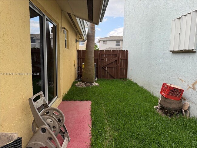 Building Photo - 12090 SW 250th Terrace