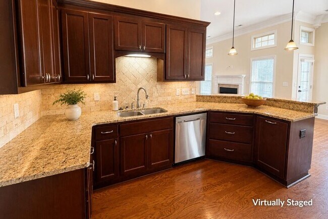 Building Photo - 7587 Crestridge Dr SE