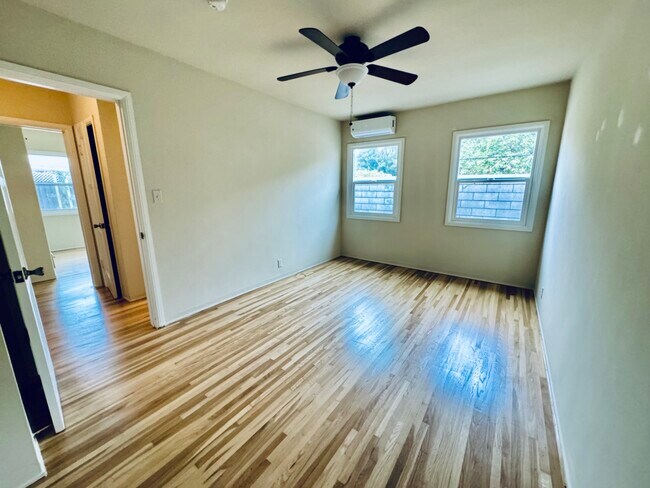 Bedroom 2 - 1923 Talmadge St