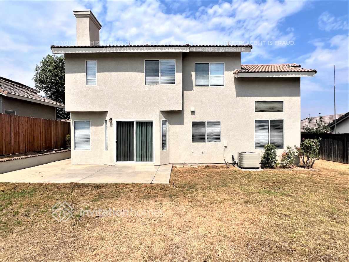 Building Photo - 27064 Bucking Bay Dr