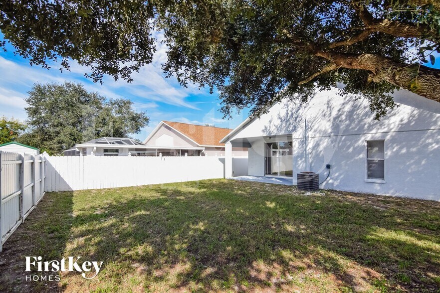 Building Photo - 6931 Waterbrook Ct