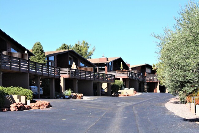 Building Photo - TOWNHOME - WEST SEDONA - DEL SOL