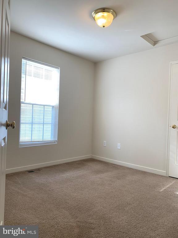 Building Photo - 1011 Myrick St