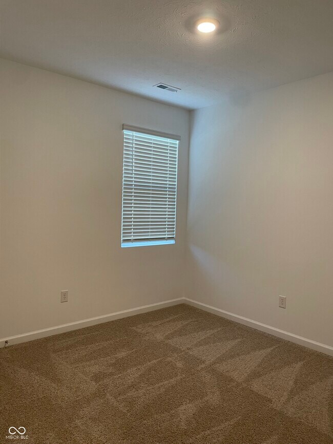 Building Photo - 61 Wilkins St