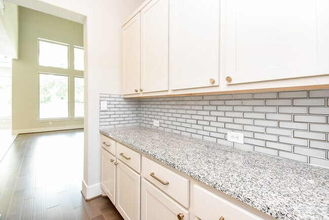 Building Photo - 86 S Waterbridge Dr