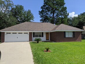 Building Photo - Home For Rent